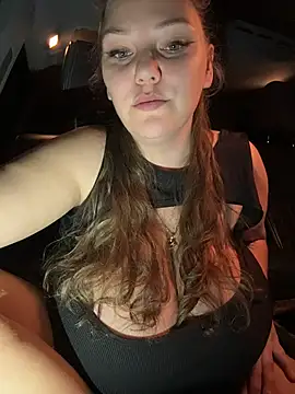 RinaBOOBS90j's Webcam Show