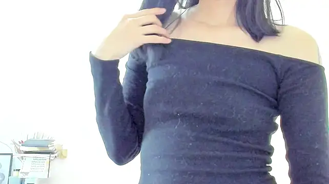ailey_chao Adlı Modelin Canlı XXX Sohbeti