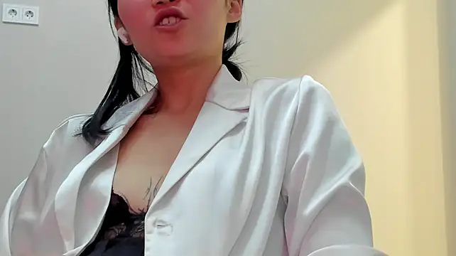 Chat XXX en directo de ailey_chao