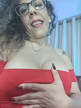 StarMilfn Live XXX chat