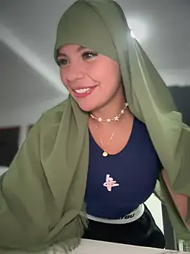 Chat +18 de lalilamassu1 ao vivo