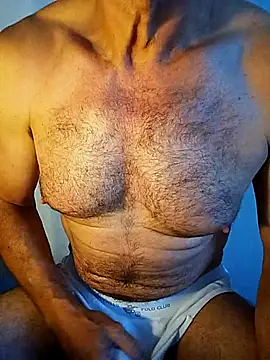 Show modela nipplegayfeet na web-kameri