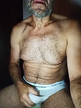 Show modela nipplegayfeet na web-kameri