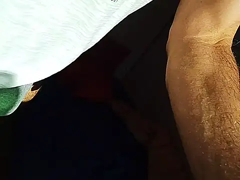 nipplegayfeet Show in webcam