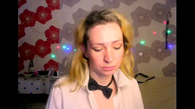 Queen_Daenerys Webcam show