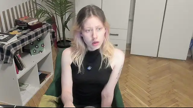 Živý XXX chat Silly__Milly