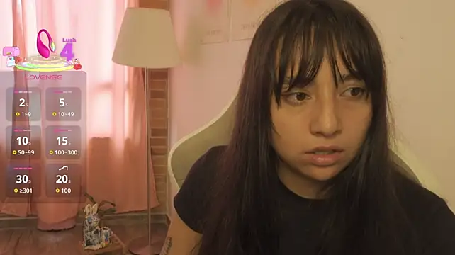 EmmitaGarcia 现场XXX聊天