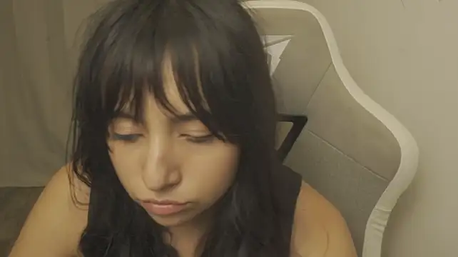 EmmitaGarcia Pertunjukan Webcam