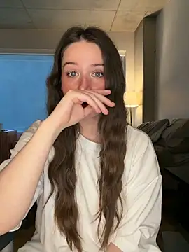 nerdynina Webcam Show