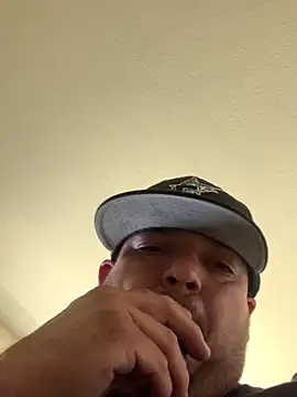 valleyoneofakind's Live XXX Chat