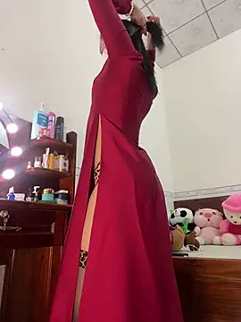 ___Erin___ Show in webcam