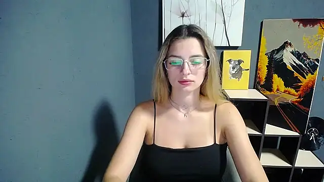 צ'אט XXX בשידור חי של lady_olivia_
