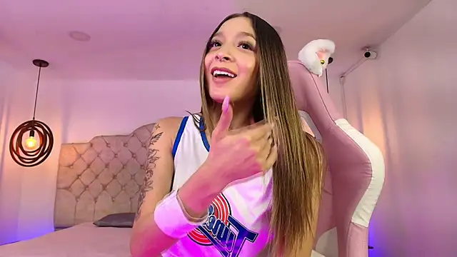 Czat XXX na żywo – Victoria_Adams14