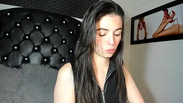 diana_queen_'s Live XXX Chat