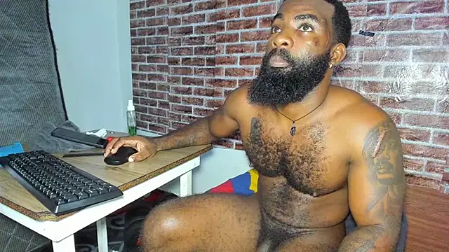 Show modela Freedom_24 na web-kameri