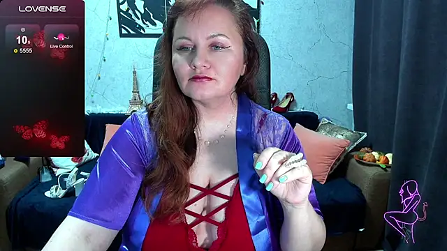 Chat XXX en directo de Nikki_March
