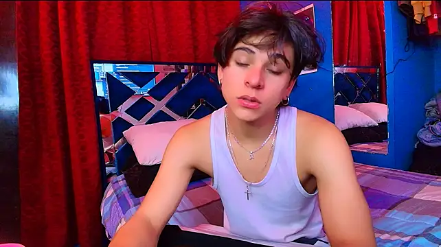 Luke_Howland Show Webcam