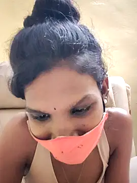 Shreya-telugupilla Adlı Modelin Canlı XXX Sohbeti