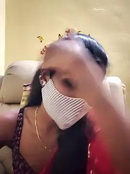 Shreya-telugupilla Chat XXX in diretta