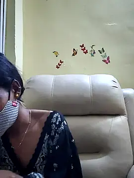 Shreya-telugupilla Adlı Modelin Canlı XXX Sohbeti