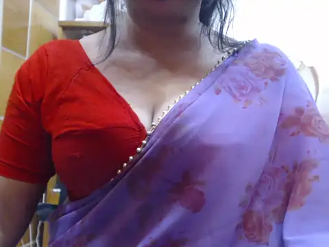 Maisa-130 Live XXX-chat