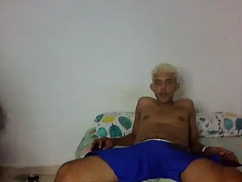הופעת וובקאם של Tremen_Play