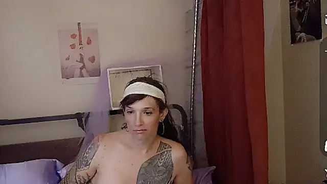 cassiemichellexx 现场性爱视讯表演