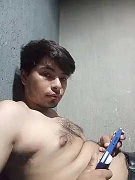 Show modela gardevoirelmacho na web-kameri