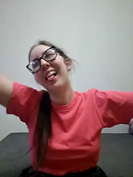 Sarah459 live XXX chat