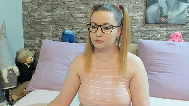 kalindahot Adlı Modelin Canlı XXX Sohbeti