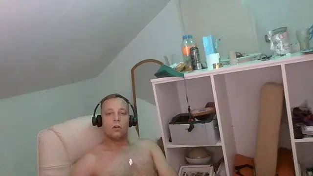 Show modela DeconetSex na web-kameri