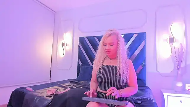 AnastasiaTaylor_ Live XXX-Chat