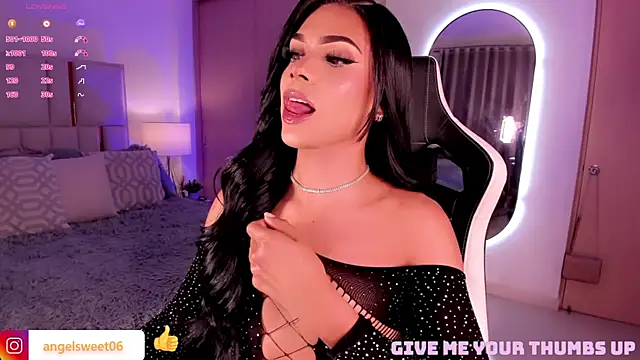 Angelina_Rossi webkamerás műsora