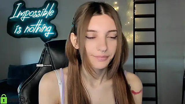 CherryBloom777's Live XXX Chat