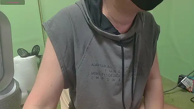 showtakQ Show in webcam