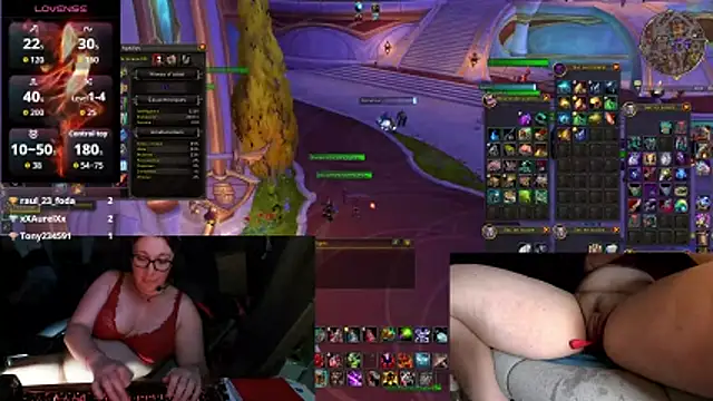 lili-hot-77 网络视讯表演