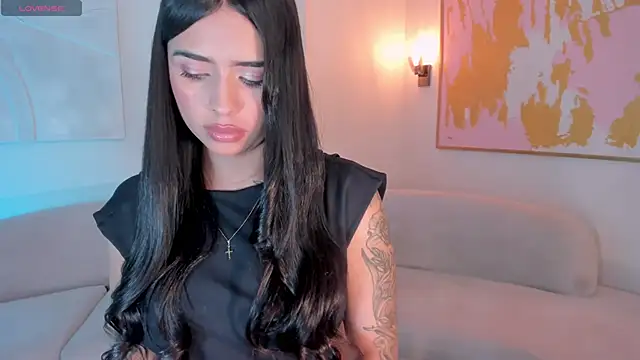 MariaHerrera_ Adlı Modelin Canlı XXX Sohbeti