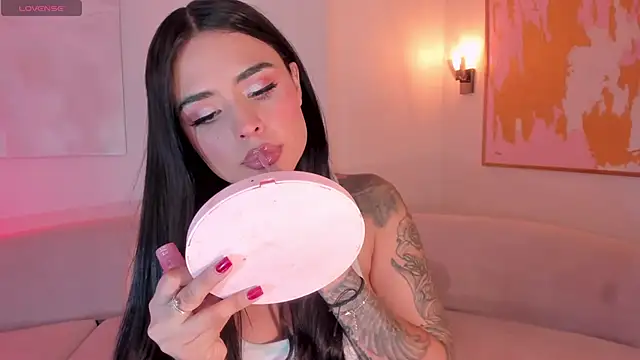 MariaHerrera_ Adlı Modelin Canlı XXX Sohbeti