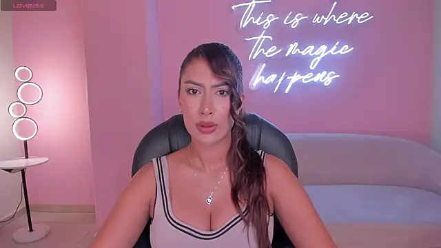 ArianaDumont's Live XXX Chat