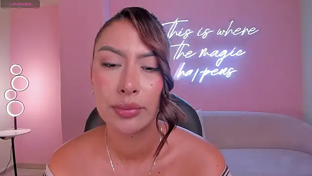 ArianaDumont's Live XXX Chat