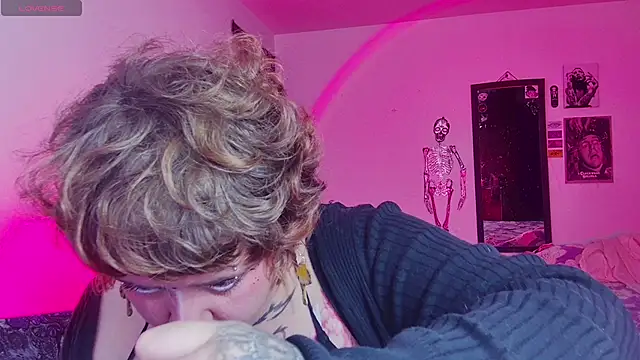 Sabrina_scarlett: вебкам-шоу