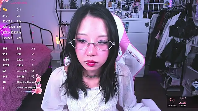 ashleywowmeow 现场XXX聊天