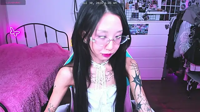 ashleywowmeow Webcam-Show