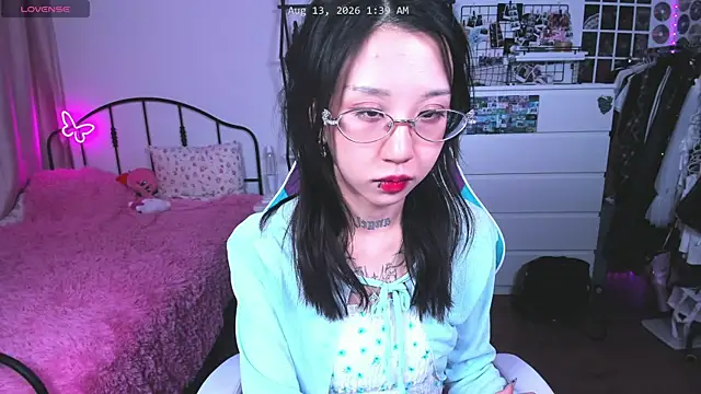 Živý XXX chat ashleywowmeow
