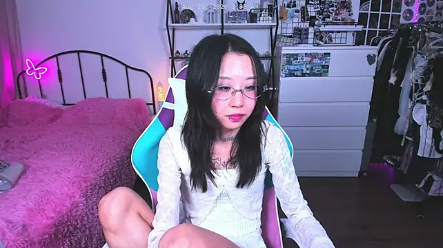 Chat XXX en directo de ashleywowmeow
