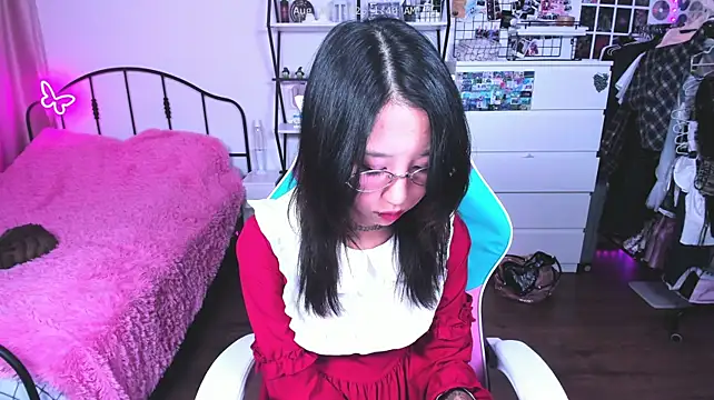 ashleywowmeow Chat XXX in diretta