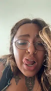 Show de caboclabeirario na webcam