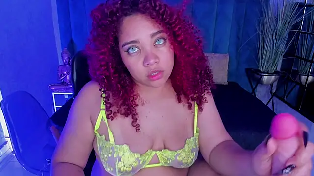 Chat +18 de AngelaCoffee ao vivo