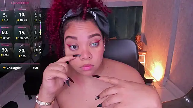 Chat +18 de AngelaCoffee ao vivo