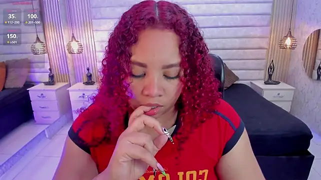AngelaCoffee Adlı Modelin Web Kamerası Şovu